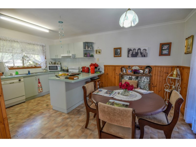 Unit 1,2 & 3/108 Main Road, Paynesville VIC 3880