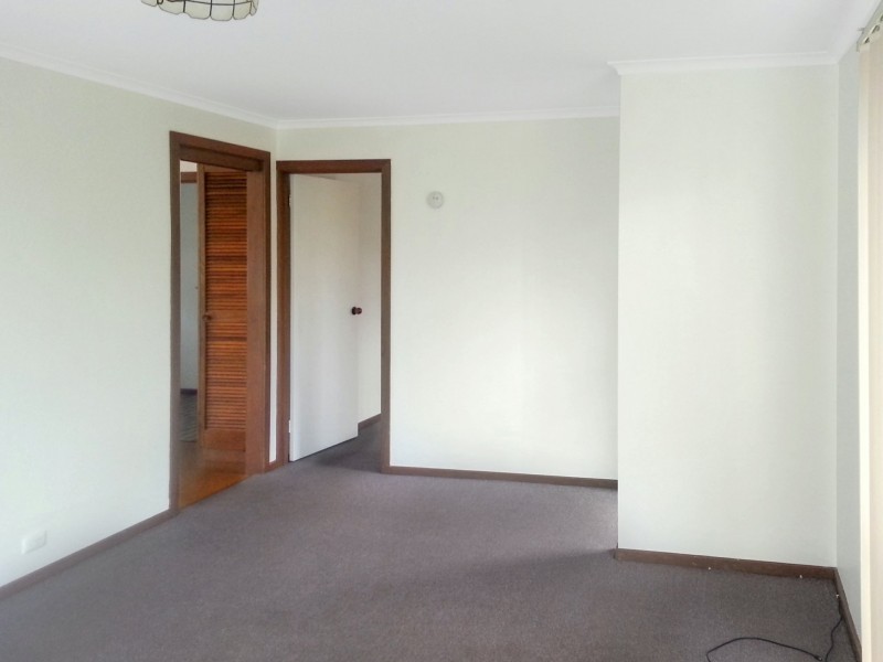 12 Bay Road, Eagle Point VIC 3878