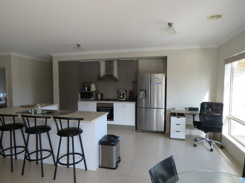 20 The Crescent, Eagle Point VIC 3878