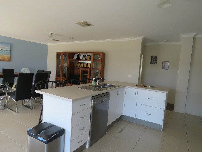 20 The Crescent, Eagle Point VIC 3878