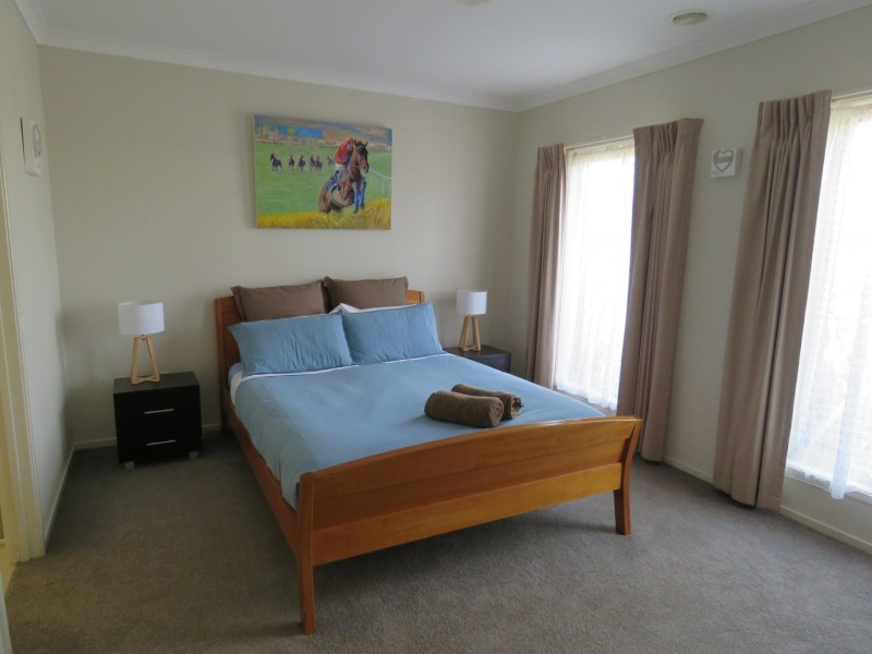 20 The Crescent, Eagle Point VIC 3878