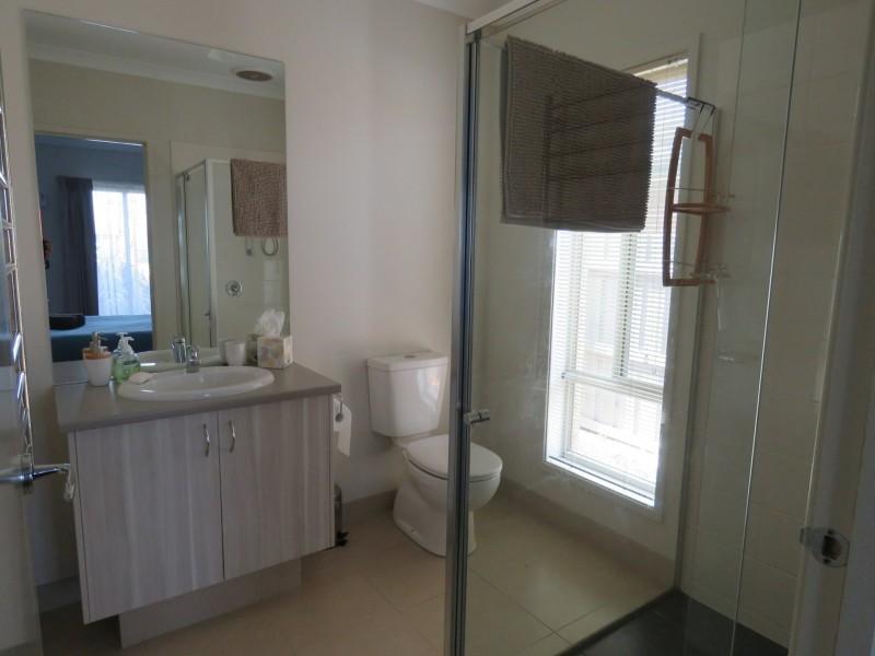 20 The Crescent, Eagle Point VIC 3878