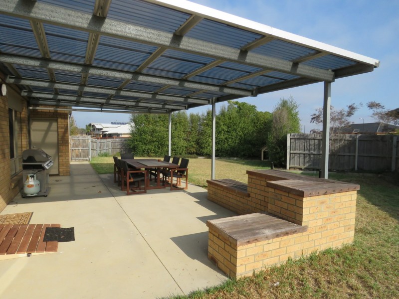 20 The Crescent, Eagle Point VIC 3878