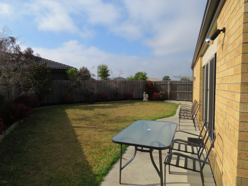 20 The Crescent, Eagle Point VIC 3878