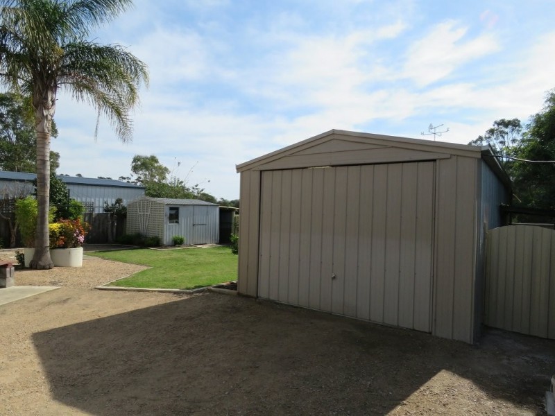 147 Bay Road, Eagle Point VIC 3878
