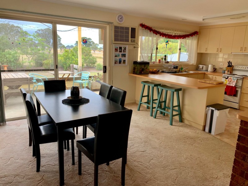 98 Newlands Drive, Paynesville VIC 3880