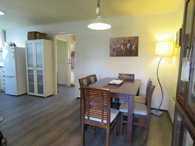 9 White Court, Eagle Point VIC 3878