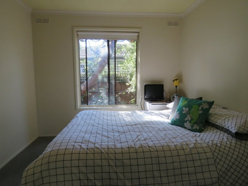 9 White Court, Eagle Point VIC 3878