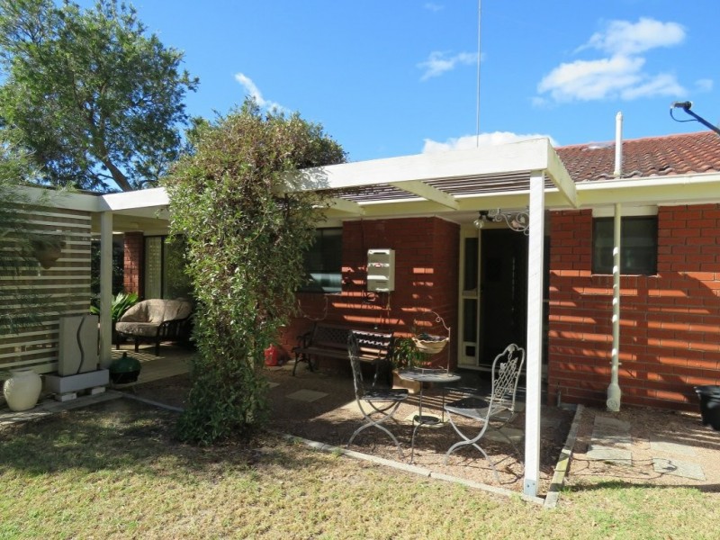 9 White Court, Eagle Point VIC 3878