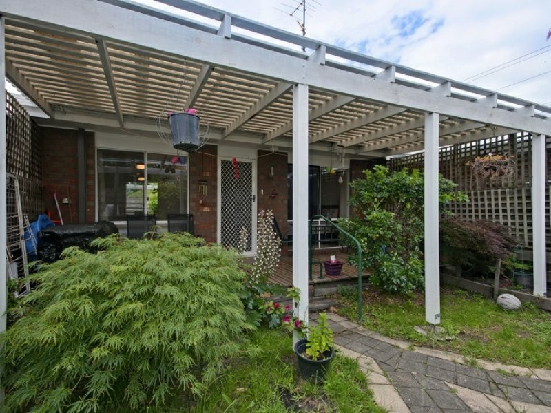 Unit 2/1-5 Main Road, Paynesville VIC 3880