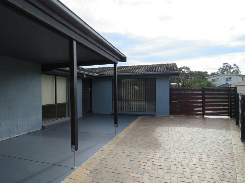 8 White Court, Eagle Point VIC 3878