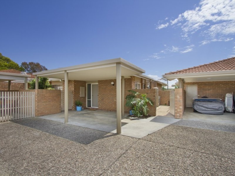 Unit 2/1 Windjammer Court, Paynesville VIC 3880