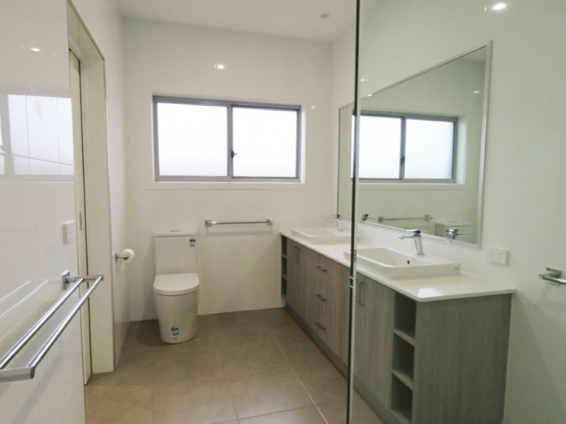 25 Eagle Bay Terrace, Eagle Point VIC 3878