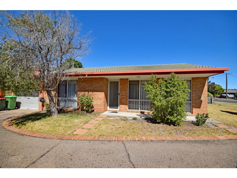 Unit 1/108 Main Road, Paynesville VIC 3880