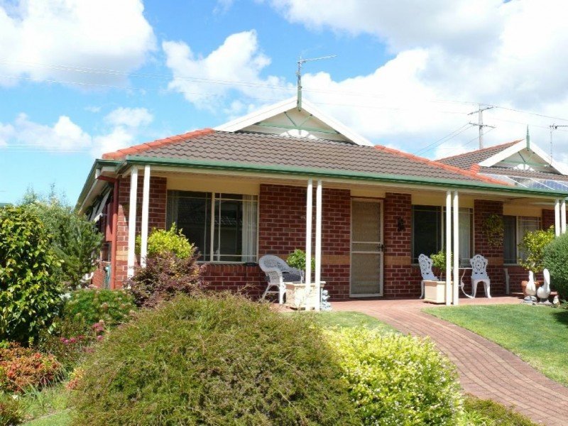 Villa 6/1-5 Canal Road, Paynesville VIC 3880