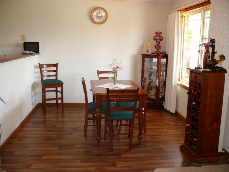 Villa 6/1-5 Canal Road, Paynesville VIC 3880