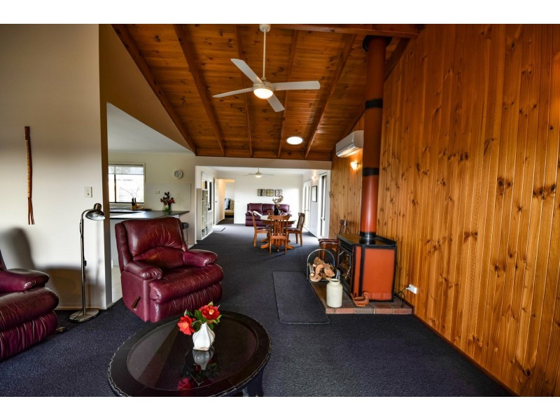 10 Acrux Drive, Newlands Arm VIC 3875