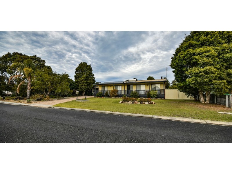 10 Acrux Drive, Newlands Arm VIC 3875