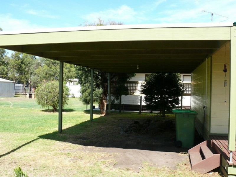 29 Sixth Avenue, Raymond Island VIC 3880
