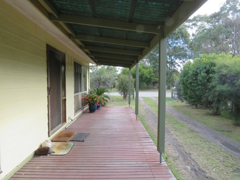 29 Sixth Avenue, Raymond Island VIC 3880