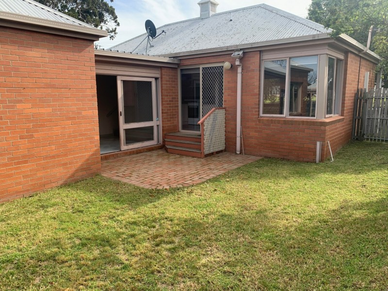 Unit 1/33 Newlands Drive, Paynesville VIC 3880