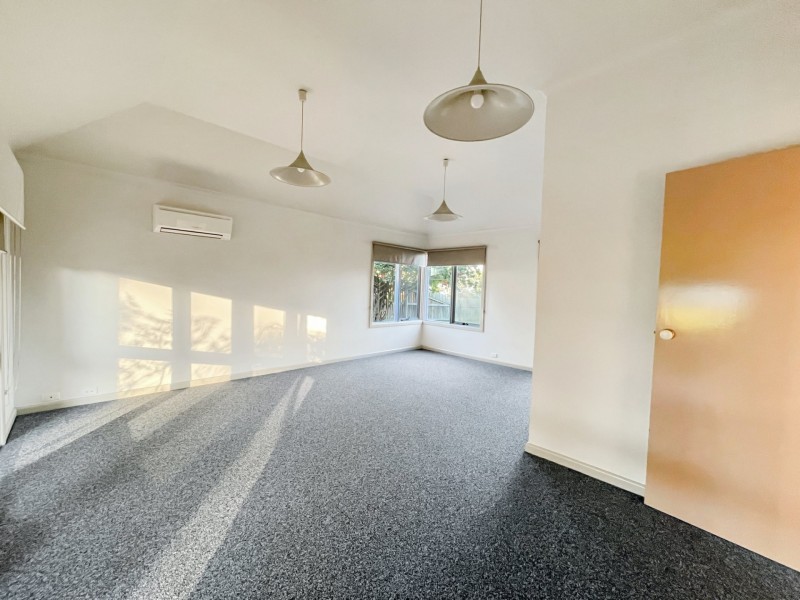 Unit 1/33 Newlands Drive, Paynesville VIC 3880