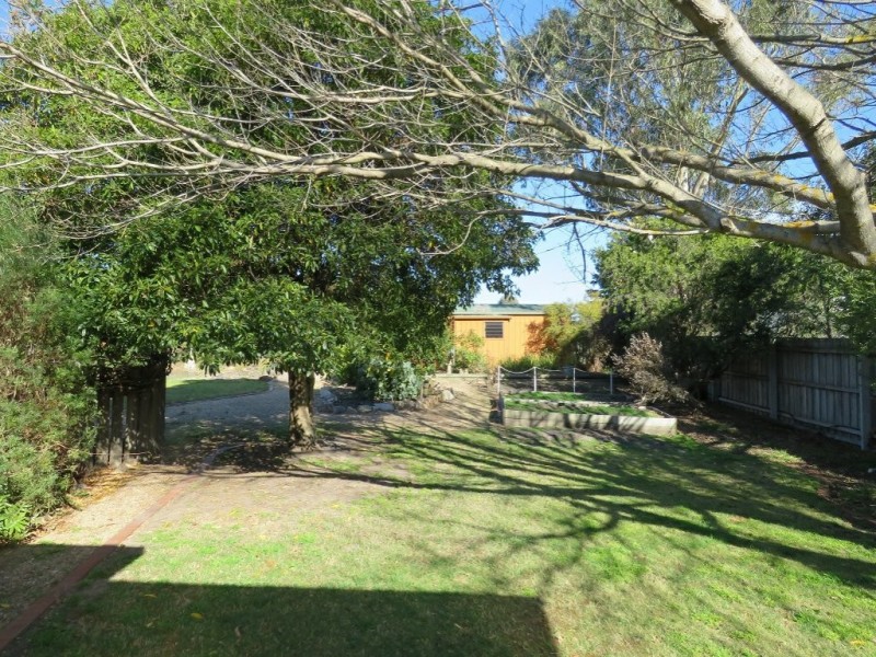 61 School Road, Eagle Point VIC 3878
