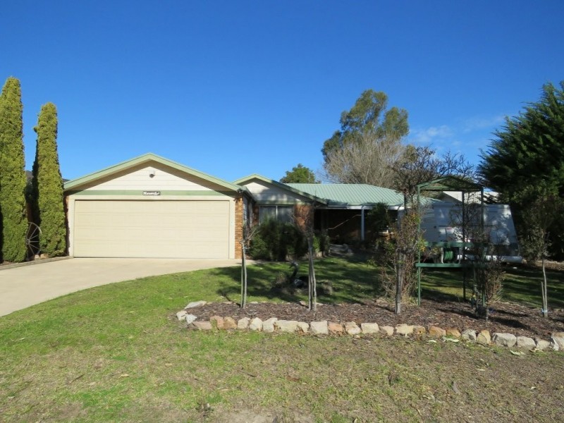 61 School Road, Eagle Point VIC 3878