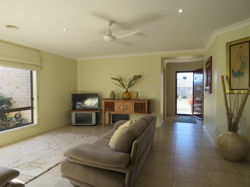 5 Riviera Close, Paynesville VIC 3880