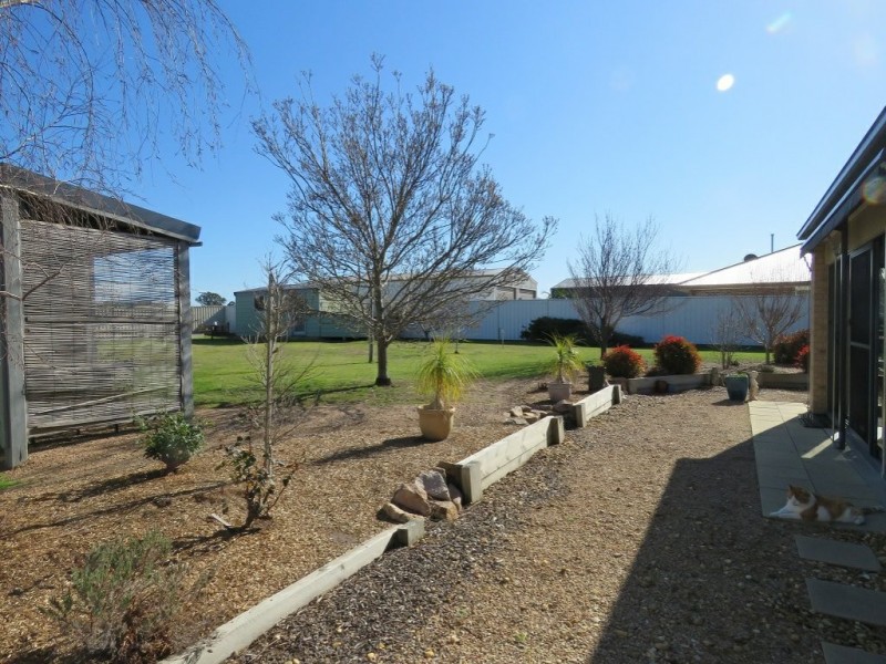 5 Riviera Close, Paynesville VIC 3880