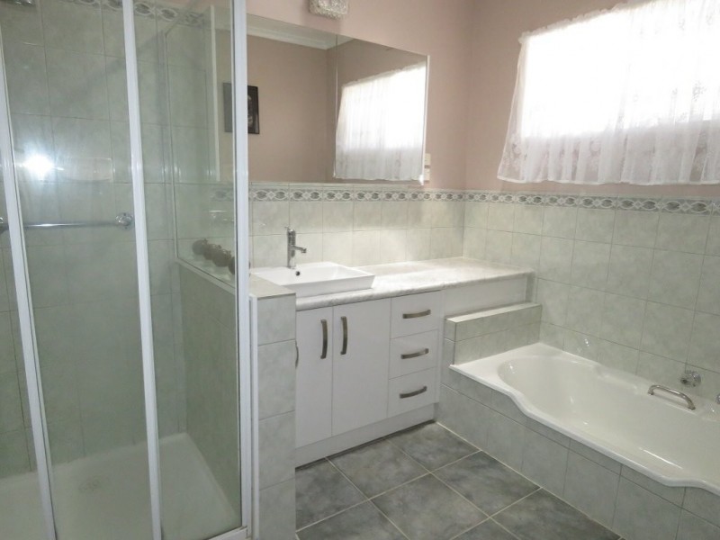 35 School Road, Eagle Point VIC 3878