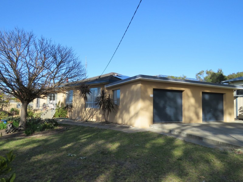 35 School Road, Eagle Point VIC 3878