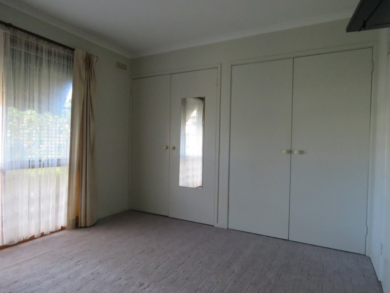 11 Kings Road, Paynesville VIC 3880