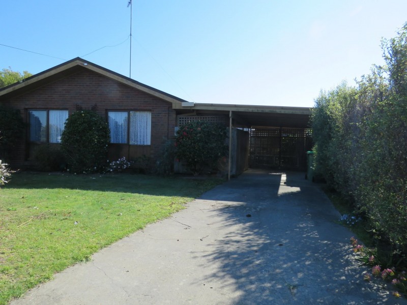 11 Kings Road, Paynesville VIC 3880