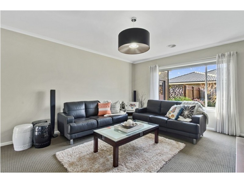 7 Magnolia Way, Paynesville VIC 3880