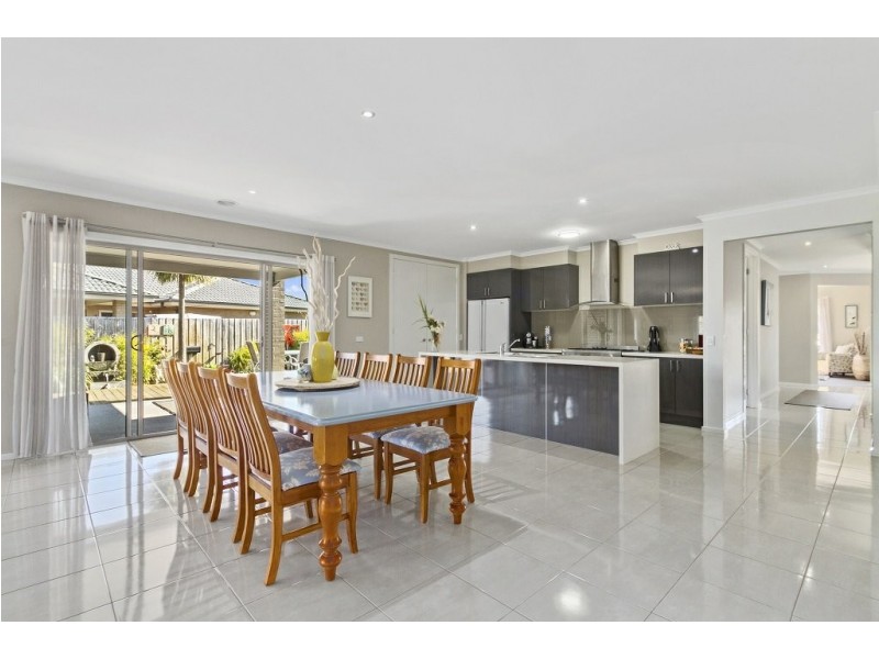 7 Magnolia Way, Paynesville VIC 3880