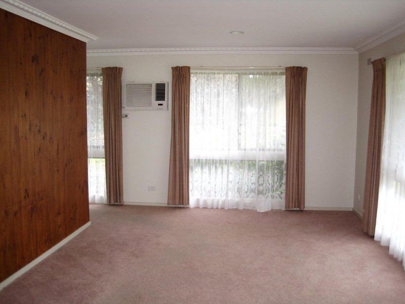 15 Reynolds Street, Paynesville VIC 3880