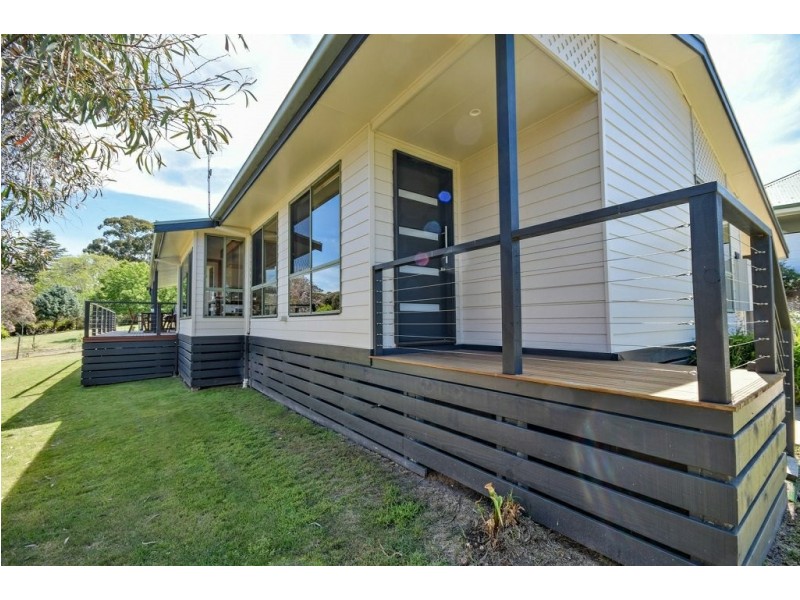 67B Newlands Drive, Paynesville VIC 3880