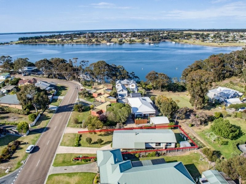 67B Newlands Drive, Paynesville VIC 3880
