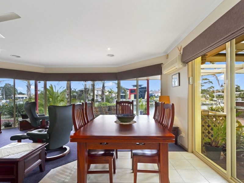 18 Aquarius Way, Paynesville VIC 3880