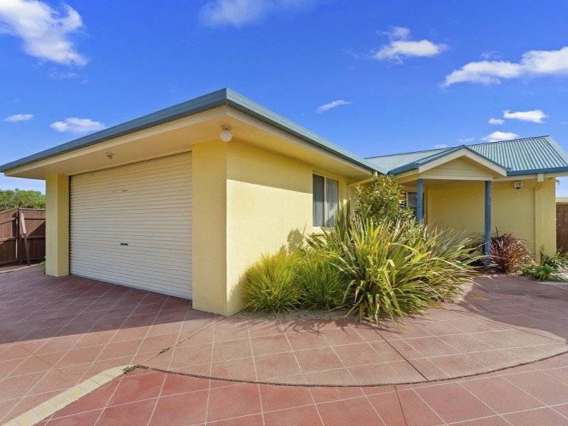 18 Aquarius Way, Paynesville VIC 3880