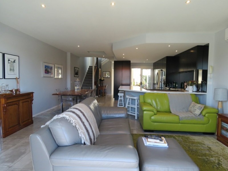 2/7 King Street, Paynesville VIC 3880