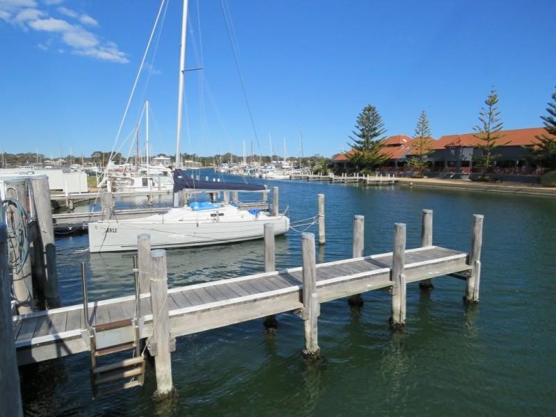 2/7 King Street, Paynesville VIC 3880