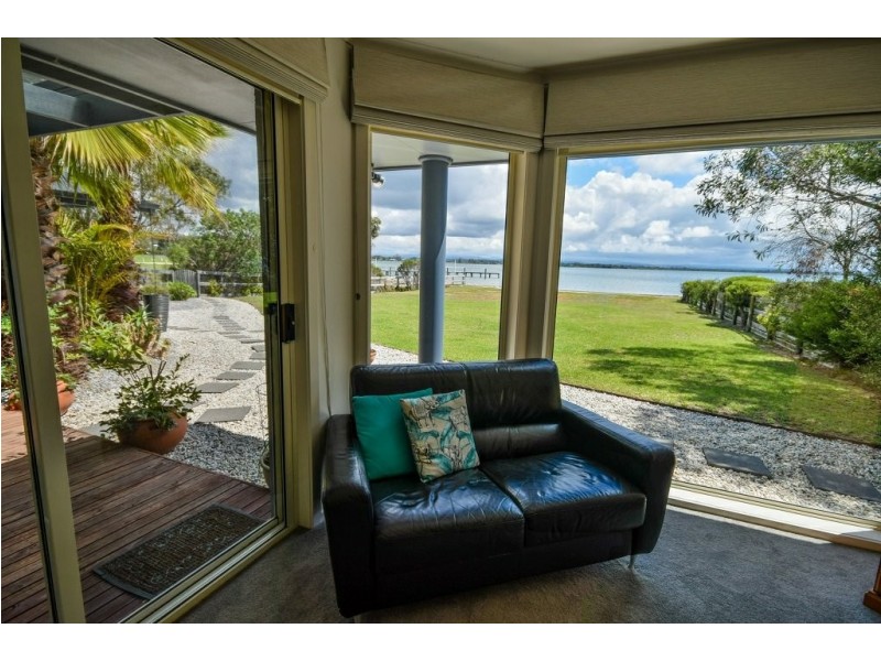 2 Green Court, Eagle Point VIC 3878
