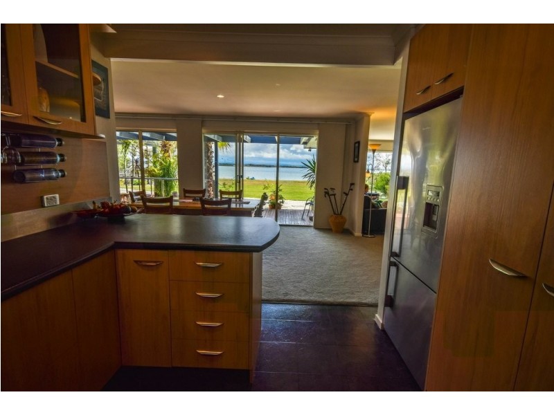2 Green Court, Eagle Point VIC 3878