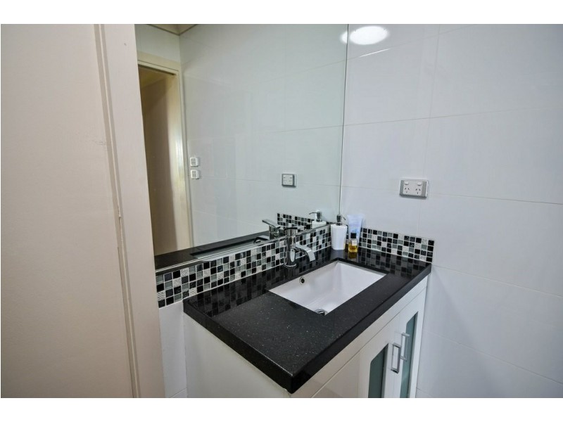 2 Green Court, Eagle Point VIC 3878