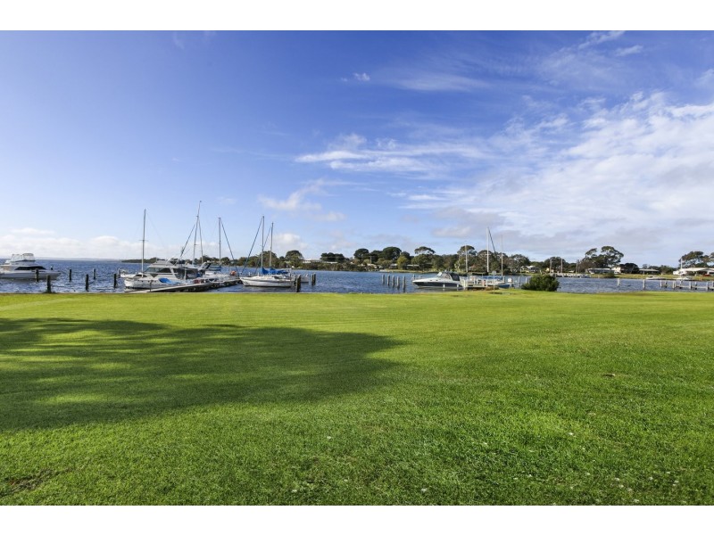 3/14 Lewis Place, Paynesville VIC 3880