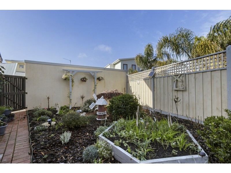 3/14 Lewis Place, Paynesville VIC 3880