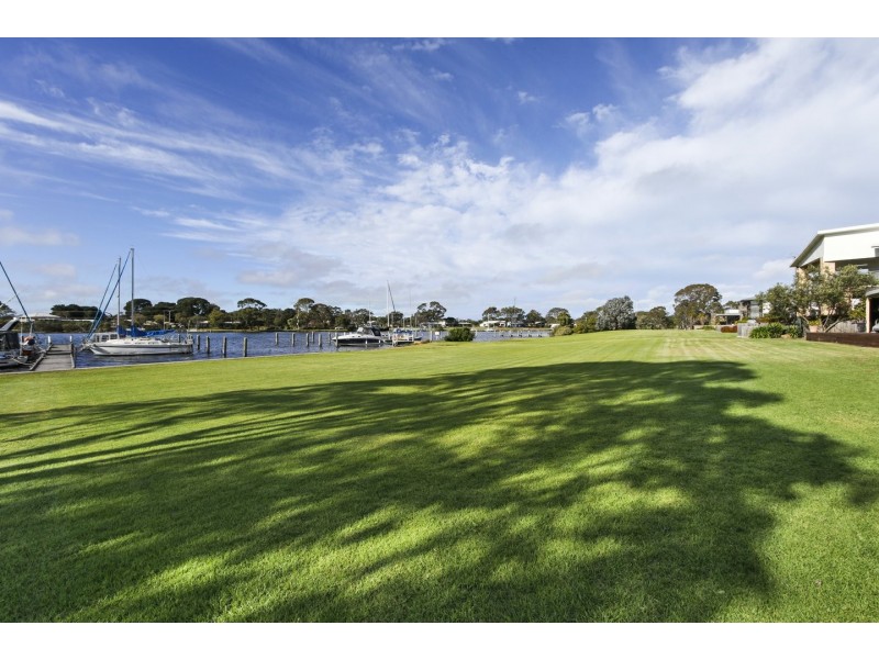 3/14 Lewis Place, Paynesville VIC 3880