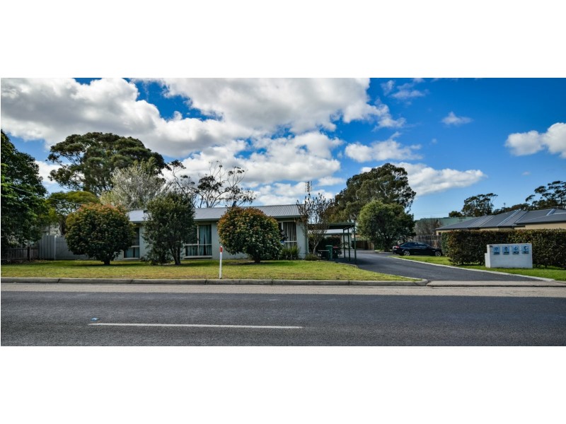 Unit 1, 2, 3 & 4/54 Main Road, Paynesville VIC 3880